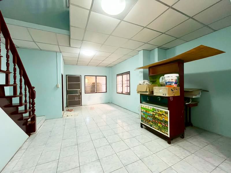 หมู่บ้านอุดมทรัพย์ คูคต-ซอยเปียร์นนท์, ปทุมธานี, ลาดสวาย, ลำลูกกา, ปทุมธานี, 114 ตร.ม., ทาวน์เฮ้าส์ ขาย, โดย อริย์ธัช ชัยเวช, 500198955 - DDproperty.com