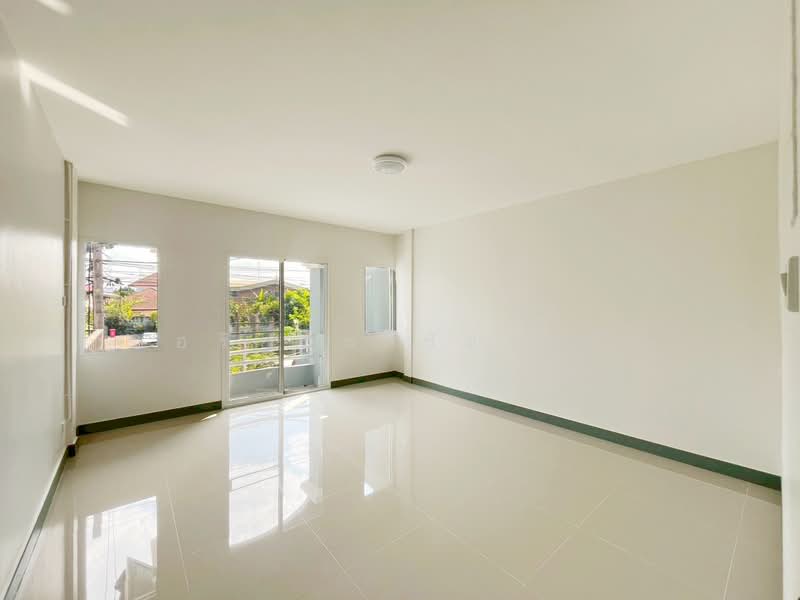 หมู่บ้านกมลลักษณ์ : Kamon Lak Village, นนทบุรี, บางรักพัฒนา, บางบัวทอง, นนทบุรี, 64 ตร.ม., ทาวน์เฮ้าส์ ขาย, โดย อริย์ธัช ชัยเวช, 500198963 - DDproperty.com