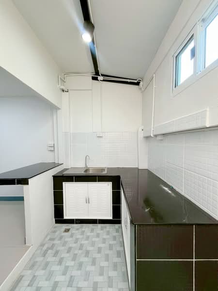 Nakhonthong Park Ville 3, Nonthaburi, Lahan, Bang Bua Thong, Nonthaburi, 2 Bedrooms, 17 sqm, Townhouse For Sale, by อริย์ธัช ชัยเวช, 500198964 - DDproperty.com