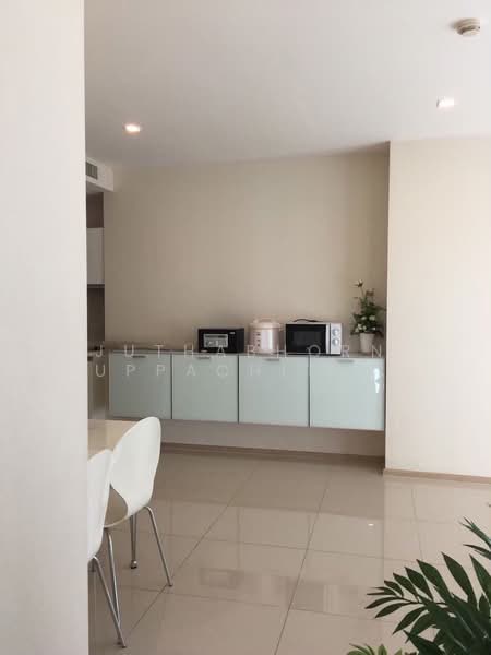 Noble Remix, Bangkok, 772 Soi Sukhumvit 36, Sukhumvit Road, Khong Tan, Khlong Toei, Bangkok, 1 Bedroom, 62 sqm, Condo For Rent, by Juthabhorn Uppachit (Amy), 500198971 - DDproperty.com