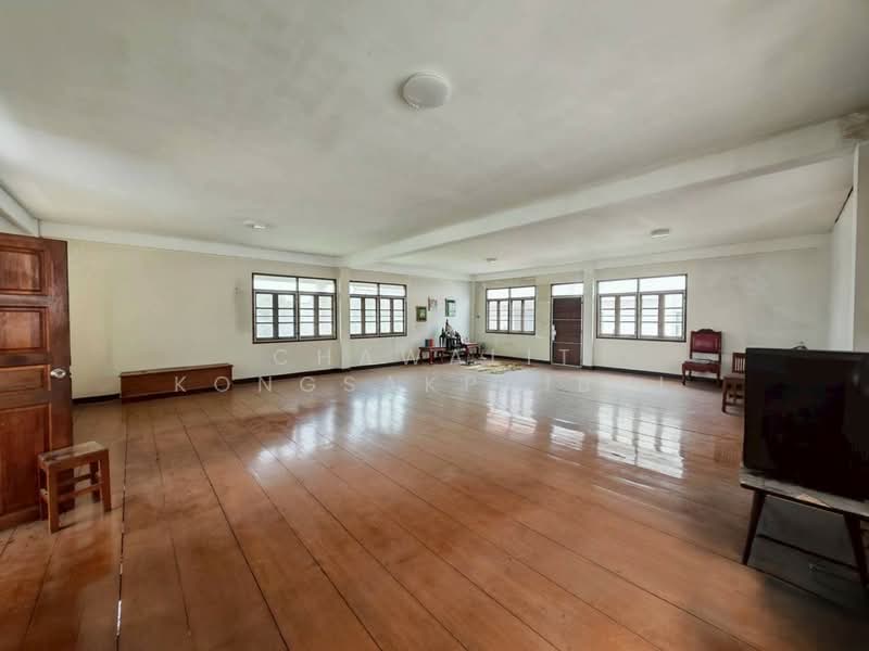 For Sale: Detached house, 134 sq.wah, in Muang Thong Thani, Chaengwattana-Tiwanon area, near Impact, Nonthaburi, แจ้งวัฒนะ-ติวานนท์, Bang Phut, Pak Kret, Nonthaburi, 2 Bedrooms, 245 sqm, Single Detached House For Sale, by CHAWALIT KONGSAKPAIBUL, 500198977 - DDproperty.com