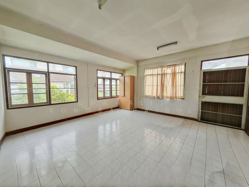 ขายบ้านเดี่ยว 134 ตรว. ในเมืองทองธานี แจ้งวัฒนะ- ติวานนท์ ใกล้อิมแพคเมืองทองธานี เหมาะสำหรับรีโนเวท, นนทบุรี, แจ้งวัฒนะ-ติวานนท์, บางพูด, ปากเกร็ด, นนทบุรี, 245 ตร.ม., บ้านเดี่ยว ขาย, โดย CHAWALIT KONGSAKPAIBUL, 500198977 - DDproperty.com