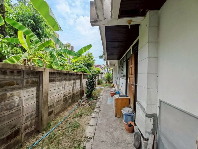 ขายบ้านเดี่ยว 134 ตรว. ในเมืองทองธานี แจ้งวัฒนะ- ติวานนท์ ใกล้อิมแพคเมืองทองธานี เหมาะสำหรับรีโนเวท, นนทบุรี, แจ้งวัฒนะ-ติวานนท์, บางพูด, ปากเกร็ด, นนทบุรี, 245 ตร.ม., บ้านเดี่ยว ขาย, โดย CHAWALIT KONGSAKPAIBUL, 500198977 - DDproperty.com