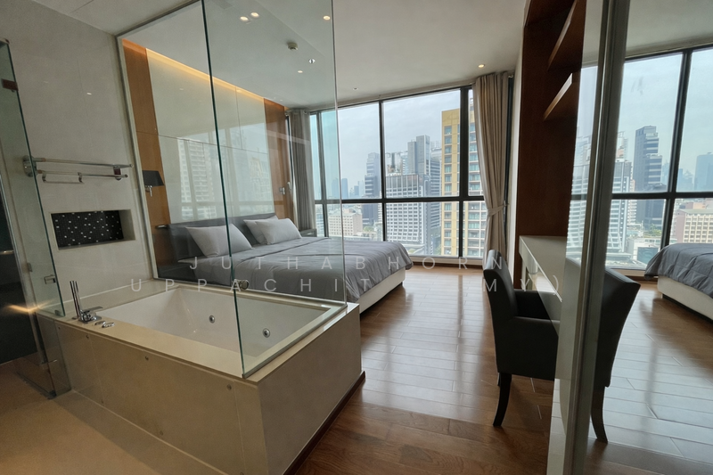 The Address Sukhumvit 28, Bangkok, 1 Soi Sukhumvit 28, Khong Tan, Khlong Toei, Bangkok, 2 Bedrooms, 70 sqm, Condo For Rent, by Juthabhorn Uppachit (Amy), 500199000 - DDproperty.com