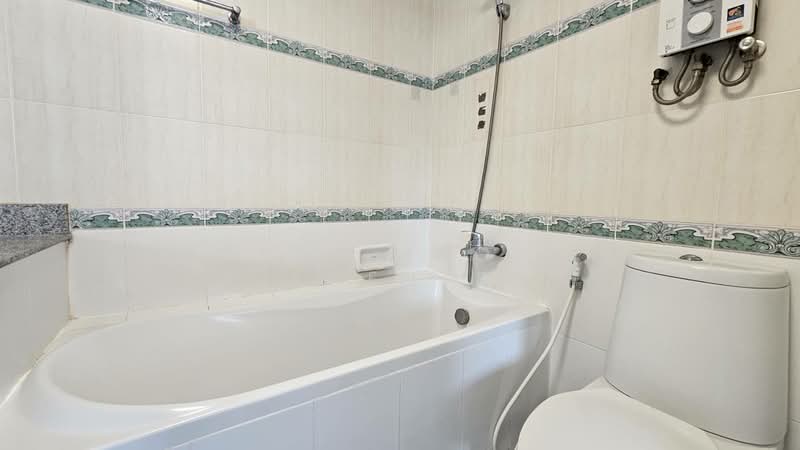 Tai Ping Towers, Bangkok, 582 Soi Sukhumvit 63, Khlong Tan Nua, Watthana, Bangkok, 2 Bedrooms, 116 sqm, Condo For Rent, by BANGKOK PROPERTY AGENTS, 500199006 - DDproperty.com