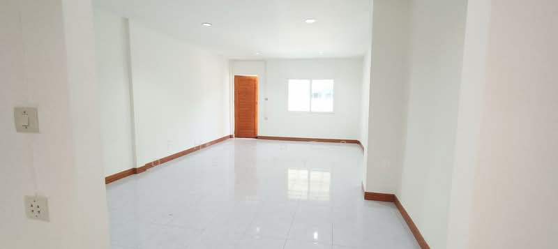 For Sale - Warocha 4, Samut Prakan