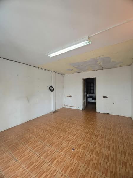 WPDD0-101 ขาย อาคารพาณิชย์ หลังตลาดรังสิต ปทุมธานี19 ซอยบุญสร้าง 3.5 ชั้น, ปทุมธานี, บ้านใหม่, เมืองปทุมธานี, ปทุมธานี, 240 ตร.ม., ทาวน์เฮ้าส์ ขาย, โดย วันวิสาข์ ปัญจรงคะ, 500199022 - DDproperty.com