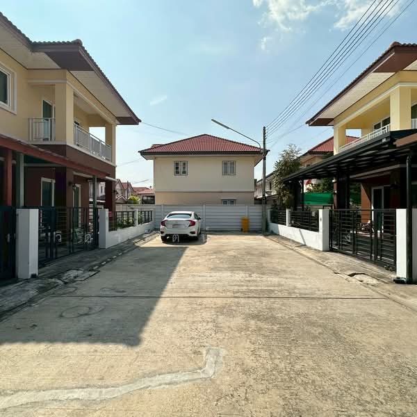 หมู่บ้านกิตติชัย18, นครปฐม, มหาสวัสดิ์, พุทธมณฑล, นครปฐม, 130 ตร.ม., บ้านแฝด ขาย, โดย วิดารัตน์ กาติ้ง, 500199026 - DDproperty.com