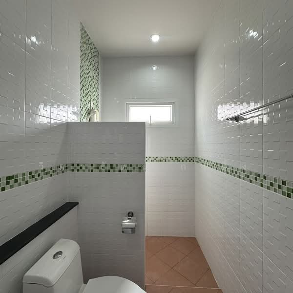 Baan Kittichai 18, Nakhon Pathom, Mahasawat, Phuttha Mon Thon, Nakhon Pathom, 3 Bedrooms, 130 sqm, Semi-Detached House (Twin House) For Sale, by วิดารัตน์ กาติ้ง, 500199026 - DDproperty.com