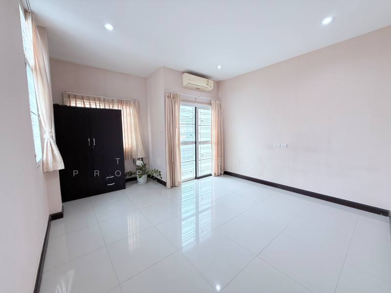 บูรพาแลนด์ สวนเสือ, Chon Buri (Pattaya), Nong - Kham, Si Racha, Chon Buri (Pattaya), 2 Bedrooms, 100 sqm, Townhouse For Sale, by The Best Property ตั๊กกี้, 500199027 - DDproperty.com