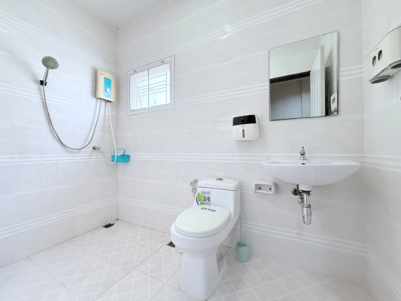 บูรพาแลนด์ สวนเสือ, Chon Buri (Pattaya), Nong - Kham, Si Racha, Chon Buri (Pattaya), 2 Bedrooms, 100 sqm, Townhouse For Sale, by The Best Property ตั๊กกี้, 500199027 - DDproperty.com