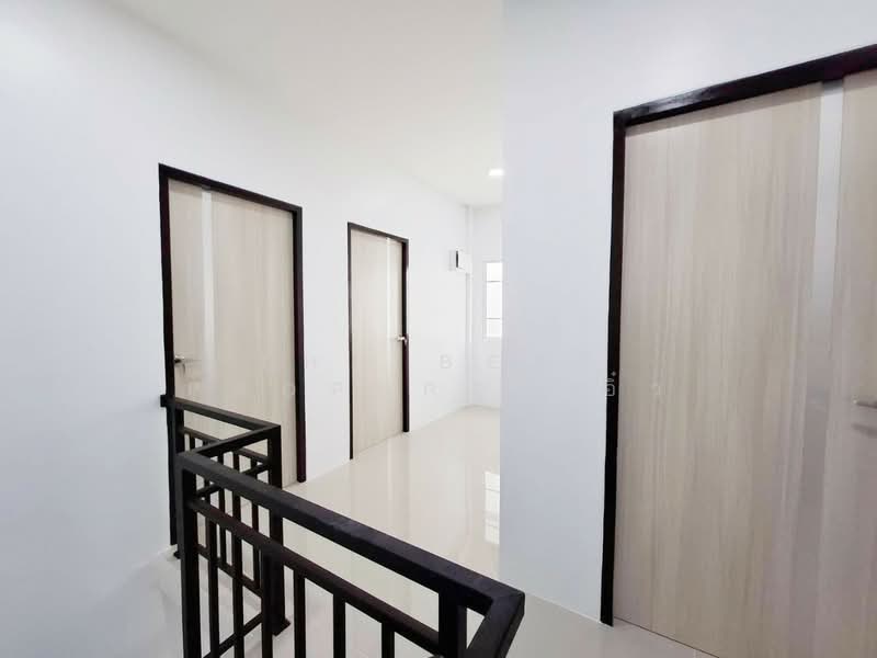 ทาวน์เฮ้าส์ลาดใหญ่ สมุทรสงคราม, Samut Songkhram, Lat Yai, Muang Samut Songkhram, Samut Songkhram, 4 Bedrooms, 100 sqm, Townhouse For Sale, by The Best Property อิ๋ว, 500199054 - DDproperty.com