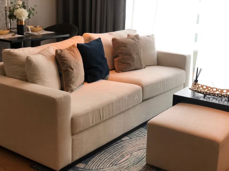 Saladaeng One, Bangkok, Sala Daeng 1 Alley, Silom, Bang Rak, Bangkok, 1 Bedroom, 57 sqm, Condo For Sale, by K.Nana, 500199066 - DDproperty.com