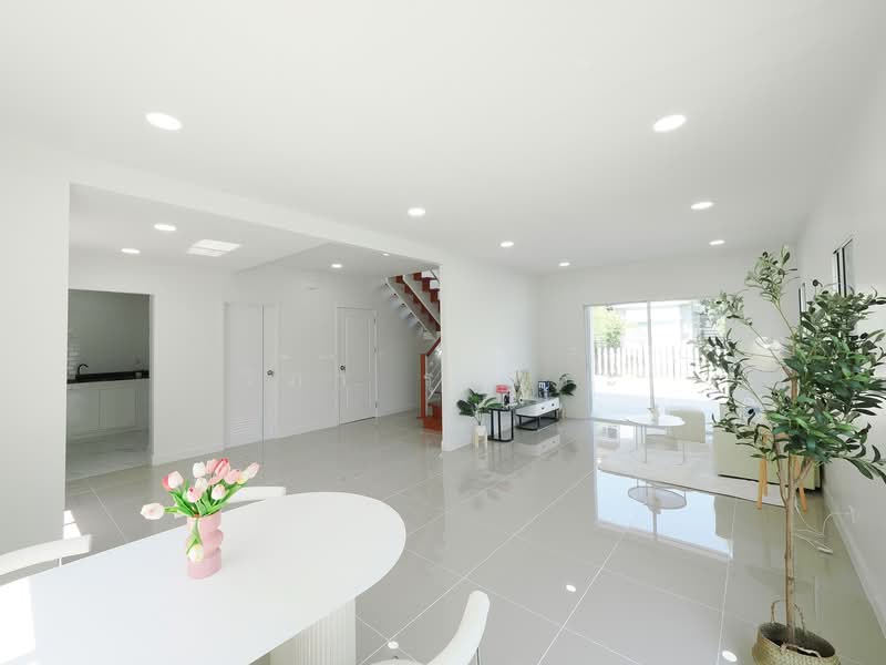 พฤกษาวิลเลจ30เดอะซีซัน, Pathum Thani, 345 สะพานนนทบุรี - บางบัวทอง, Bang Khu Wat, Muang Pathum Thani, Pathum Thani, 4 Bedrooms, 350 sqm, Single Detached House For Sale, by wipa รุ่งธุระ, 500199069 - DDproperty.com