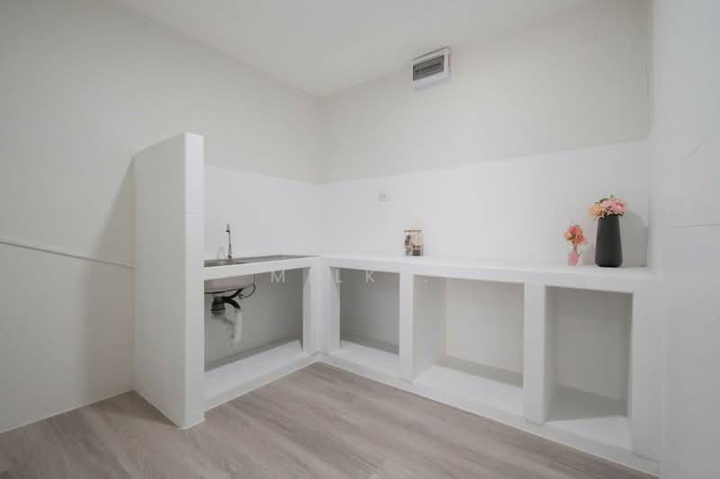 Bangna Place, Bangkok, Sanpawut, Bang Na Tai, Bang Na, Bangkok, 1 Bedroom, 73 sqm, Condo For Sale, by Milk ., 500199083 - DDproperty.com