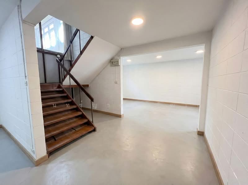 Prachaniwet 3, Nonthaburi, Prachaniwet 3 Road, Tha-Sai, Muang Nonthaburi, Nonthaburi, 5 Bedrooms, 248 sqm, Single Detached House For Rent, by ปรินทร์ญาดา ชิณโชติ, 500199099 - DDproperty.com