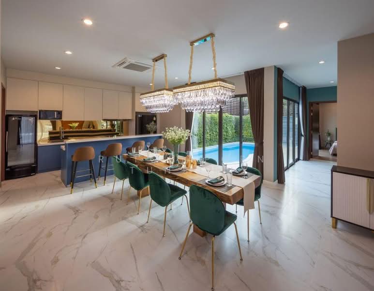 Pool Villa ให้เช่า ใกล้กาดฝรั่ง เพียง 5 นาที ค่าเช่า 99,000 บาท / เดือน รหัสทรัพย์ : No.14P018, Chiang Mai, Ban Waen, Hang Dong, Chiang Mai, 5 Bedrooms, 200 sqm, Single Detached House For Rent, by Rutchaporn Tunsiri, 500199114 - DDproperty.com