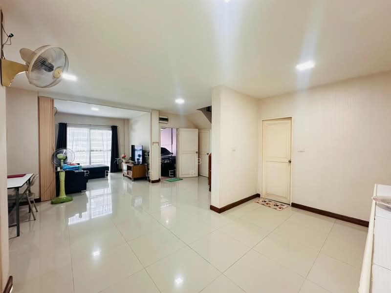 เดอะกรีนเนอร์รี่8 พุทธมณฑลสาย4 (The Greenery8), Nakhon Pathom, Khlong Yong, Phuttha Mon Thon, Nakhon Pathom, 3 Bedrooms, 125 sqm, Semi-Detached House (Twin House) For Sale, by The Best Property กุ้ง, 500199119 - DDproperty.com