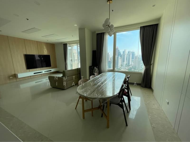 The Empire Place, Bangkok, 88 Narathiwatratchanakharin Road, Thung Maha Mek, Sathon, Bangkok, 3 Bedrooms, 183 sqm, Condo For Rent, by Nuttapong Hiranyaveja, 500199128 - DDproperty.com
