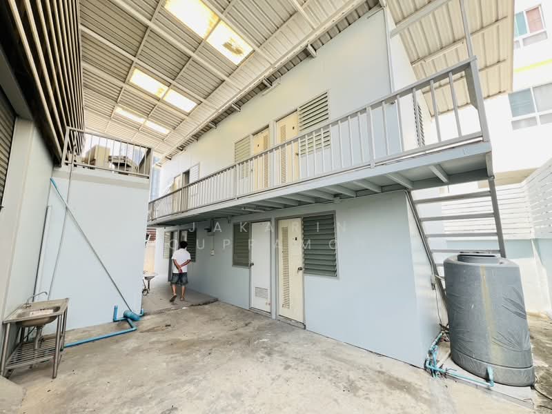 ให้เช่าโกดัง แจ้งวัฒนะ ปากเกร็ด นนทบุรี 600ตรม ใกล้รถไฟฟ้าสายสีชมพู, นนทบุรี, คลองเกลือ, ปากเกร็ด, นนทบุรี, 600 ตร.ม., โกดัง-โรงงาน ให้เช่า, โดย Jakarin Houpramong, 500199134 - DDproperty.com