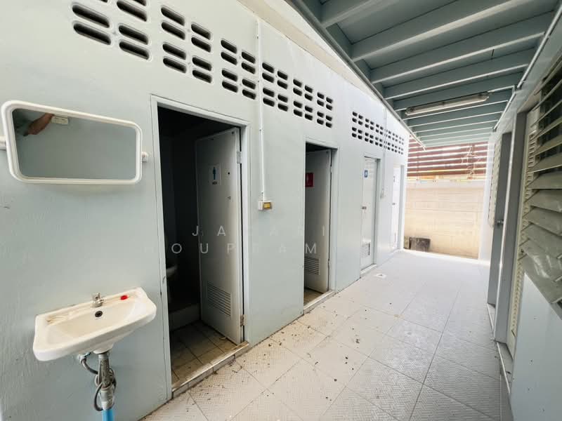 ให้เช่าโกดัง แจ้งวัฒนะ ปากเกร็ด นนทบุรี 600ตรม ใกล้รถไฟฟ้าสายสีชมพู, นนทบุรี, คลองเกลือ, ปากเกร็ด, นนทบุรี, 600 ตร.ม., โกดัง-โรงงาน ให้เช่า, โดย Jakarin Houpramong, 500199134 - DDproperty.com