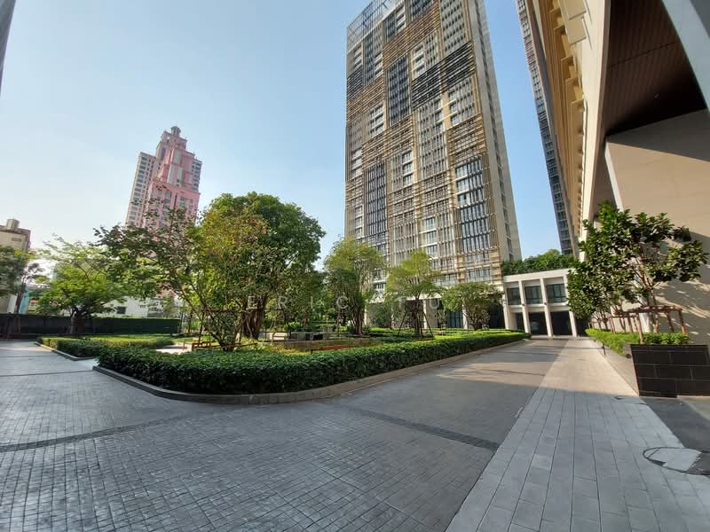 Park Origin Phrom Phong (Park 24), Bangkok, 68 Soi Sukhumvit 24, Khong Tan, Khlong Toei, Bangkok, 1 Bedroom, 29 sqm, Condo For Rent, by Eric Fu, 500199135 - DDproperty.com
