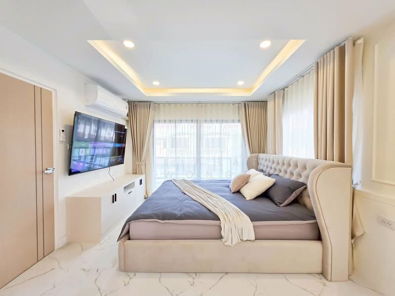 walking street, Chon Buri (Pattaya), เทพประสิทธิ์ 11, Nong Pru, Bang Lamung (Pattaya), Chon Buri (Pattaya), 5 Bedrooms, 340 sqm, Villa For Sale, by Sujiphat Sreewongpan, 500199163 - DDproperty.com