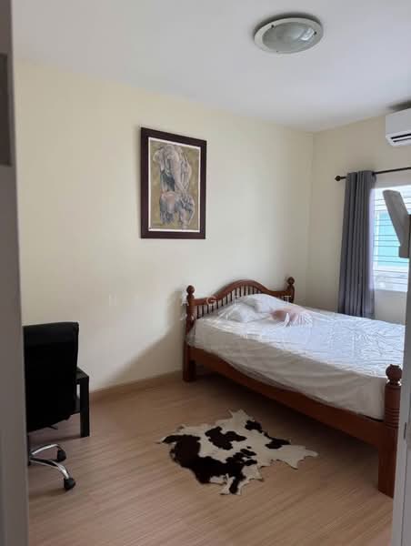 Gusto Sathorn - Taksin, Bangkok, Chom Thong, Chom Thong, Bangkok, 3 Bedrooms, 125 sqm, Townhouse For Rent, by NR AGENT, 500199186 - DDproperty.com