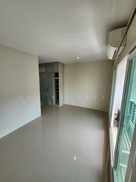 Baan Klang Muang S-Sense Rama 9-Ladprao, Bangkok, Soi Ladprao 84, Ladprao Road, Wang Thonglang, Wang Thonglang, Bangkok, 4 Bedrooms, 160 sqm, Townhouse For Rent, by NTG Property House Co.,Ltd., 500199199 - DDproperty.com