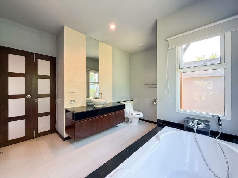 Urgent sale! Panasorn Green Place Condo, Phuket City, Building A, 4th floor, 36 sq.m., ready to move, Phuket, Ko Kaeo, Muang Phuket, Phuket, 2 Bedrooms, 240 sqm, Villa For Sale, by Rachen Nopsuwan, 500199213 - DDproperty.com