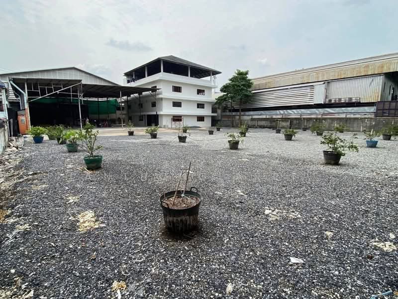 Warehouse for rent in Bangna area, with a 3-story building on a 1-rai plot of land, near Central Ban, Bangkok, Bang Na Nuea, Bang Na, Bangkok, , 1,600 sqm, Office Space For Rent, by Tida phanthonglarptawee, 500199214 - DDproperty.com