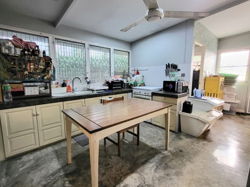 ขายบ้านเดี่ยว หมู่บ้านเสรี 7 พระราม 9 ซอย 62 ขนาด 79 ตร.ว. 3 ห้องนอน ใกล้ The Nine พระราม 9, Bangkok, Suan Luang, Suan Luang, Bangkok, 3 Bedrooms, 180 sqm, Single Detached House For Sale, by คุณ ณิชาภา, 500199219 - DDproperty.com