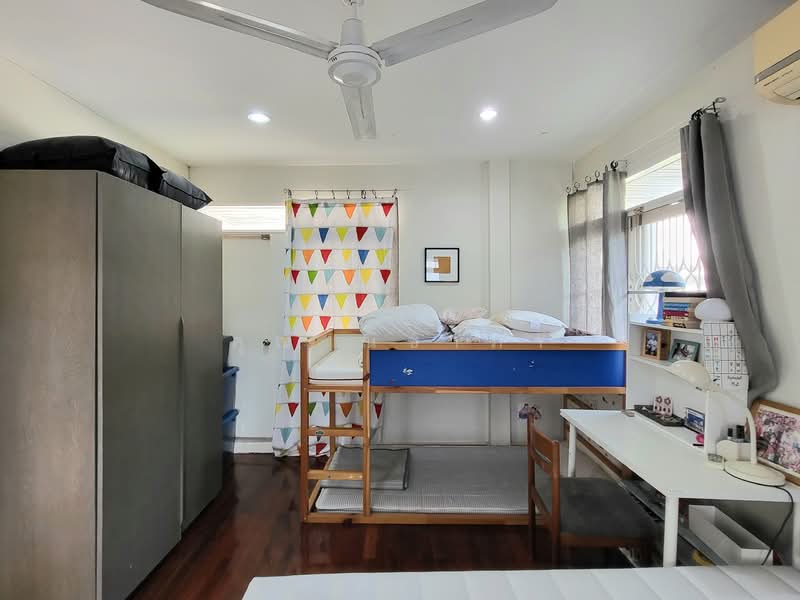 ขายบ้านเดี่ยว หมู่บ้านเสรี 7 พระราม 9 ซอย 62 ขนาด 79 ตร.ว. 3 ห้องนอน ใกล้ The Nine พระราม 9, กรุงเทพ, สวนหลวง, สวนหลวง, กรุงเทพ, 180 ตร.ม., บ้านเดี่ยว ขาย, โดย คุณ ณิชาภา, 500199219 - DDproperty.com