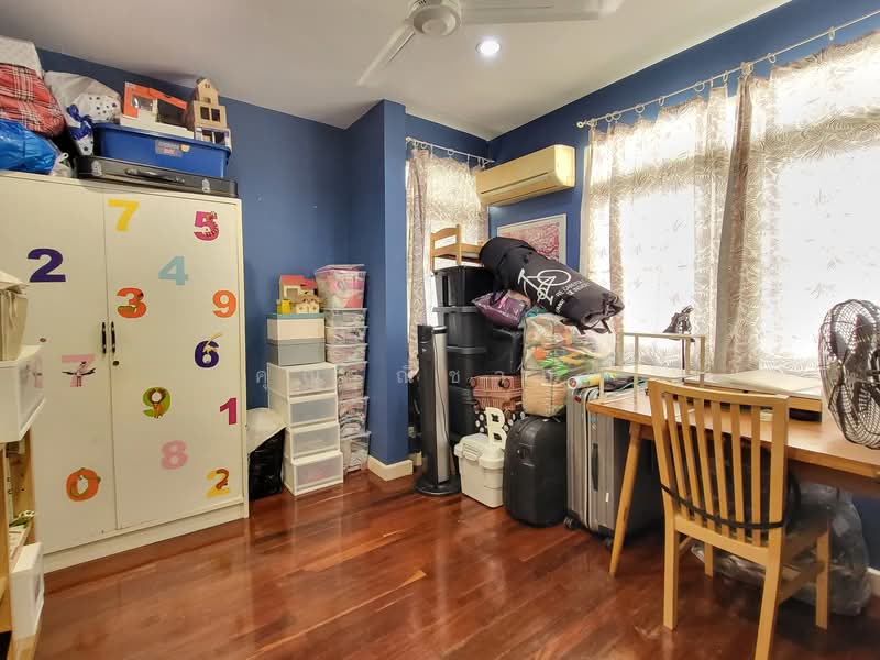 ขายบ้านเดี่ยว หมู่บ้านเสรี 7 พระราม 9 ซอย 62 ขนาด 79 ตร.ว. 3 ห้องนอน ใกล้ The Nine พระราม 9, Bangkok, Suan Luang, Suan Luang, Bangkok, 3 Bedrooms, 180 sqm, Single Detached House For Sale, by คุณ ณิชาภา, 500199219 - DDproperty.com