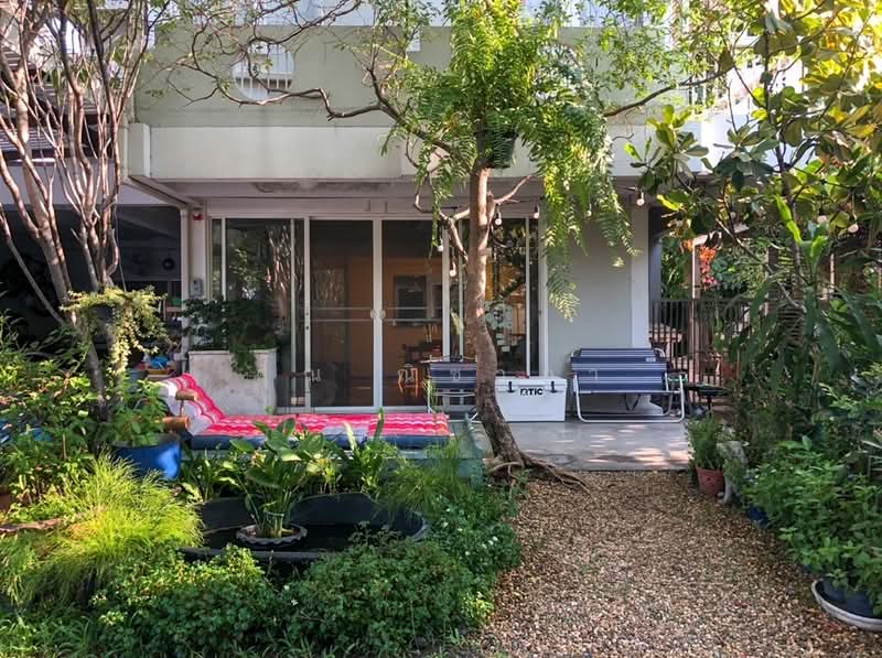 ขายบ้านเดี่ยว หมู่บ้านเสรี 7 พระราม 9 ซอย 62 ขนาด 79 ตร.ว. 3 ห้องนอน ใกล้ The Nine พระราม 9, กรุงเทพ, สวนหลวง, สวนหลวง, กรุงเทพ, 180 ตร.ม., บ้านเดี่ยว ขาย, โดย คุณ ณิชาภา, 500199219 - DDproperty.com