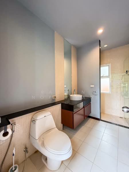 For Rent: Resort-style pool villa, Koh Kaew, Phuket. Private pool. Rent: 150,000 THB/month, Phuket, Ko Kaeo, Muang Phuket, Phuket, 2 Bedrooms, 240 sqm, Villa For Rent, by Rachen Nopsuwan, 500199226 - DDproperty.com