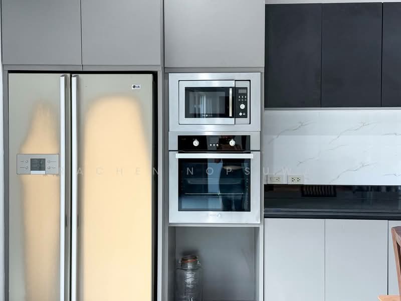 For Rent: Resort-style pool villa, Koh Kaew, Phuket. Private pool. Rent: 150,000 THB/month, Phuket, Ko Kaeo, Muang Phuket, Phuket, 2 Bedrooms, 240 sqm, Villa For Rent, by Rachen Nopsuwan, 500199226 - DDproperty.com