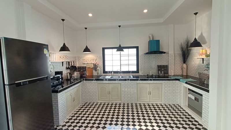 บ้านสวย สไตล์คลาสสิค หางดง, Chiang Mai, Hang Dong, Hang Dong, Chiang Mai, 4 Bedrooms, 500 sqm, Single Detached House For Sale, by Onanong(Kim) Khamphao, 500199261 - DDproperty.com