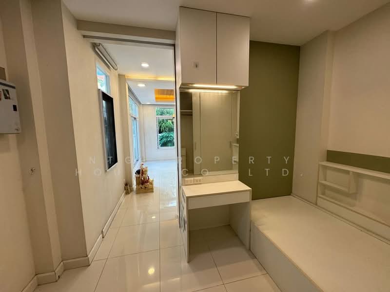 For Rent - Rasa Spanish Courtyard, Bangkok