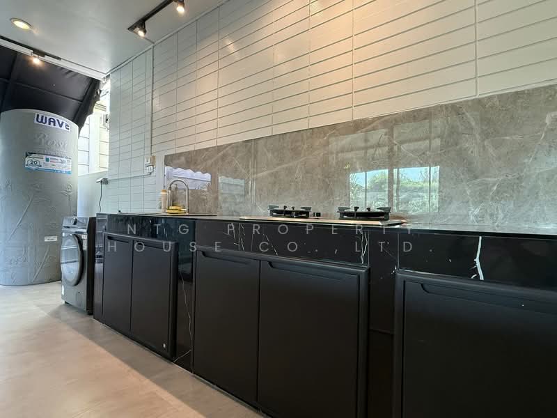 Areeya Mandarina Sukhumvit 77, Bangkok, Sukhumvit 77 Road (On Nut), Suan Luang, Suan Luang, Bangkok, 3 Bedrooms, 200 sqm, Townhouse For Rent, by NTG Property House Co.,Ltd., 500199287 - DDproperty.com