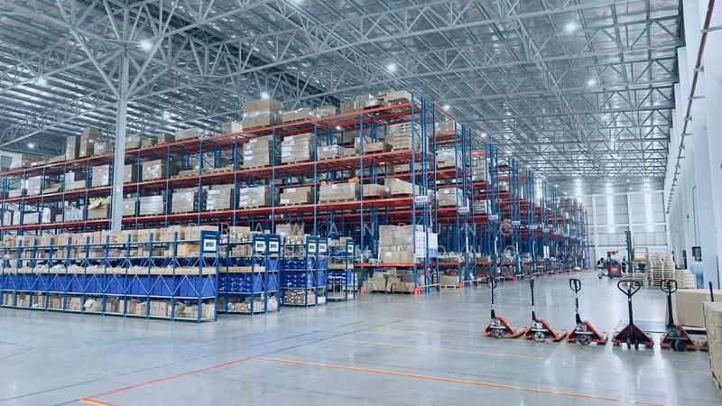 CODE:PP1-W1106-0326 ให้เช่าโกดัง/คลังสินค้า พื้นที่ขนาด 15,500 ตร.ม. (พื้นที่รวม 21,160 ตร.ม.), Chachoengsao, Bang Pakong, Bang Pakong, Chachoengsao, , 5,800 sqm, Warehouse/Factory For Rent, by PRAWANRUNG KRAHOMWONG, 500199288 - DDproperty.com