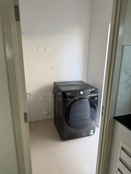 Britania Bangna-Srivaree : บริทาเนีย บางนา-ศรีวารี, สมุทรปราการ, หมู่ที่ 6, ศีรษะจรเข้ใหญ่, บางเสาธง, สมุทรปราการ, 255 ตร.ม., บ้านเดี่ยว ให้เช่า, โดย บุษบา รัตนวงษ์ชัย, 500199293 - DDproperty.com