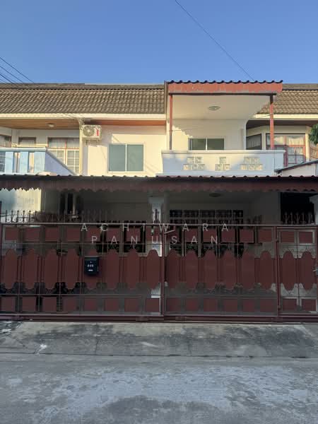 Baan Yu Charoen 29, Bangkok, Samsen Nok, Huai Khwang, Bangkok, 5 Bedrooms, 200 sqm, Townhouse For Rent, by Achiwara Panusan, 500199295 - DDproperty.com