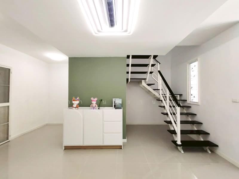 Baan Pruksa 87/2 Srinakarin-Bangna : บ้านพฤกษา 87/2 ศรีนครินทร์-บางนา, สมุทรปราการ, ถนนหนามแดง, บางแก้ว, บางพลี, สมุทรปราการ, 95 ตร.ม., ทาวน์เฮ้าส์ ขาย, โดย ปุณณภา นารานนทชัย, 500199300 - DDproperty.com