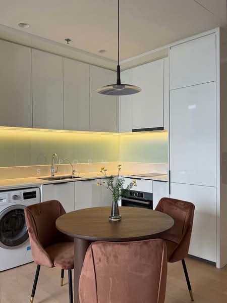 Anil Sathorn 12, Bangkok, 122 N Sathon Rd, Thung Maha Mek, Sathon, Bangkok, 1 Bedroom, 46 sqm, Condo For Rent, by Porntiwa Srikoedmeesak, 500199305 - DDproperty.com