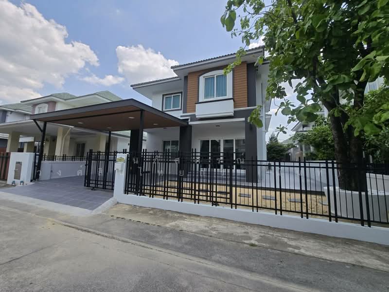 หมู่บ้าน บ้านสวน ร่มเกล้า-สุวรรณภูมิ แขวงมีนบุรี เขตมีนบุรี, กรุงเทพ, ร่มเกล้า, มีนบุรี, มีนบุรี, กรุงเทพ, 200 ตร.ม., บ้านเดี่ยว ขาย, โดย นภัสศรณ์ วงศ์สินไทยกร (นันท์), 500199318 - DDproperty.com