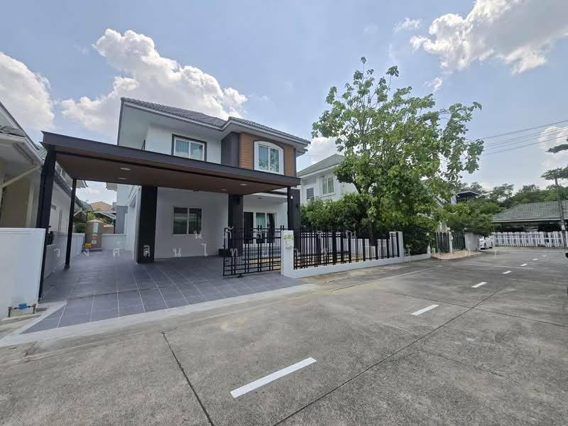 หมู่บ้าน บ้านสวน ร่มเกล้า-สุวรรณภูมิ แขวงมีนบุรี เขตมีนบุรี, กรุงเทพ, ร่มเกล้า, มีนบุรี, มีนบุรี, กรุงเทพ, 200 ตร.ม., บ้านเดี่ยว ขาย, โดย นภัสศรณ์ วงศ์สินไทยกร (นันท์), 500199318 - DDproperty.com