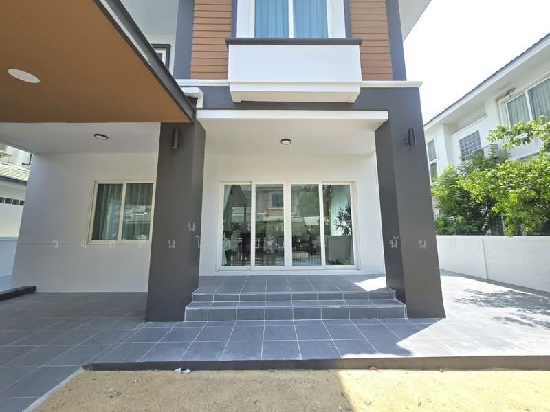 หมู่บ้าน บ้านสวน ร่มเกล้า-สุวรรณภูมิ แขวงมีนบุรี เขตมีนบุรี, กรุงเทพ, ร่มเกล้า, มีนบุรี, มีนบุรี, กรุงเทพ, 200 ตร.ม., บ้านเดี่ยว ขาย, โดย นภัสศรณ์ วงศ์สินไทยกร (นันท์), 500199318 - DDproperty.com