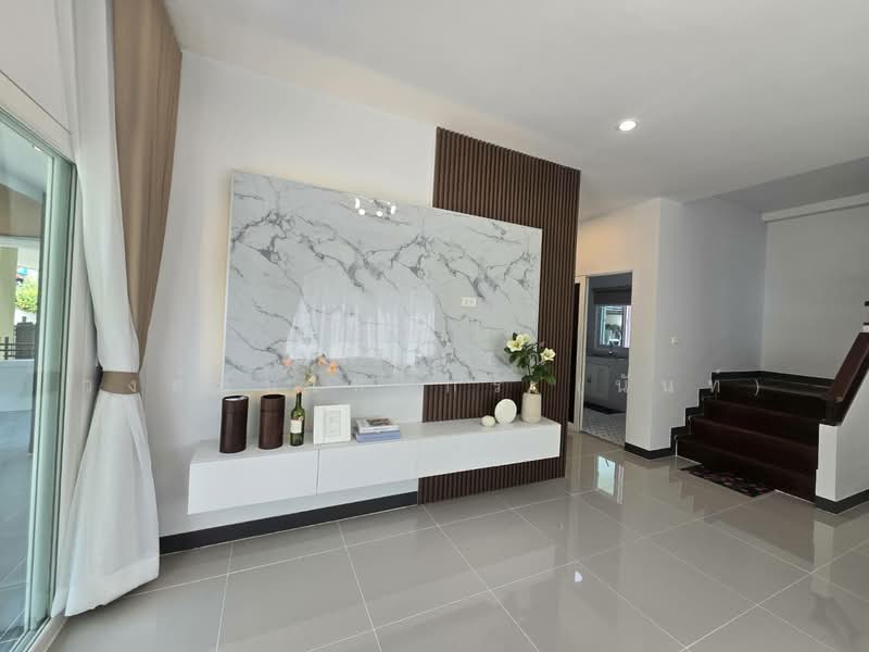 หมู่บ้าน บ้านสวน ร่มเกล้า-สุวรรณภูมิ แขวงมีนบุรี เขตมีนบุรี, กรุงเทพ, ร่มเกล้า, มีนบุรี, มีนบุรี, กรุงเทพ, 200 ตร.ม., บ้านเดี่ยว ขาย, โดย นภัสศรณ์ วงศ์สินไทยกร (นันท์), 500199318 - DDproperty.com