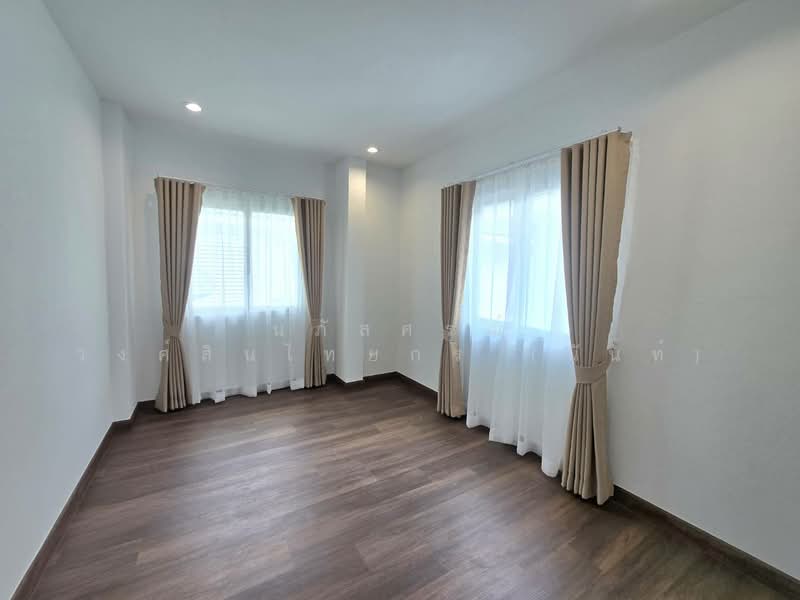 หมู่บ้าน บ้านสวน ร่มเกล้า-สุวรรณภูมิ แขวงมีนบุรี เขตมีนบุรี, Bangkok, ร่มเกล้า, Min Buri, Min Buri, Bangkok, 4 Bedrooms, 200 sqm, Single Detached House For Sale, by นภัสศรณ์ วงศ์สินไทยกร (นันท์), 500199318 - DDproperty.com